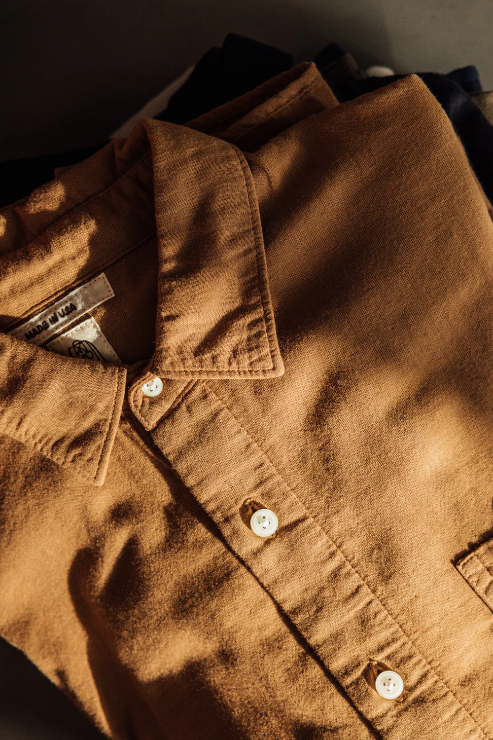 The Ripper Double Gauze Organic Cotton Shirt - Camel - Image 5