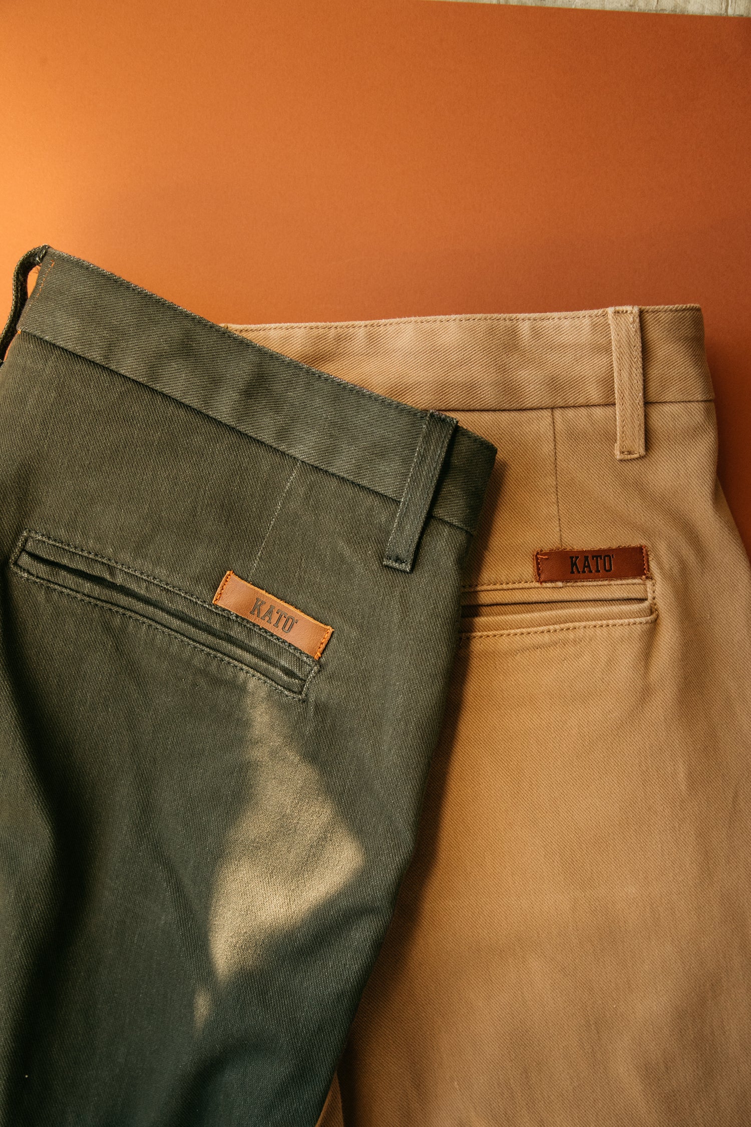 The Axe Slim Denit® Chino - Military Green - Image 6